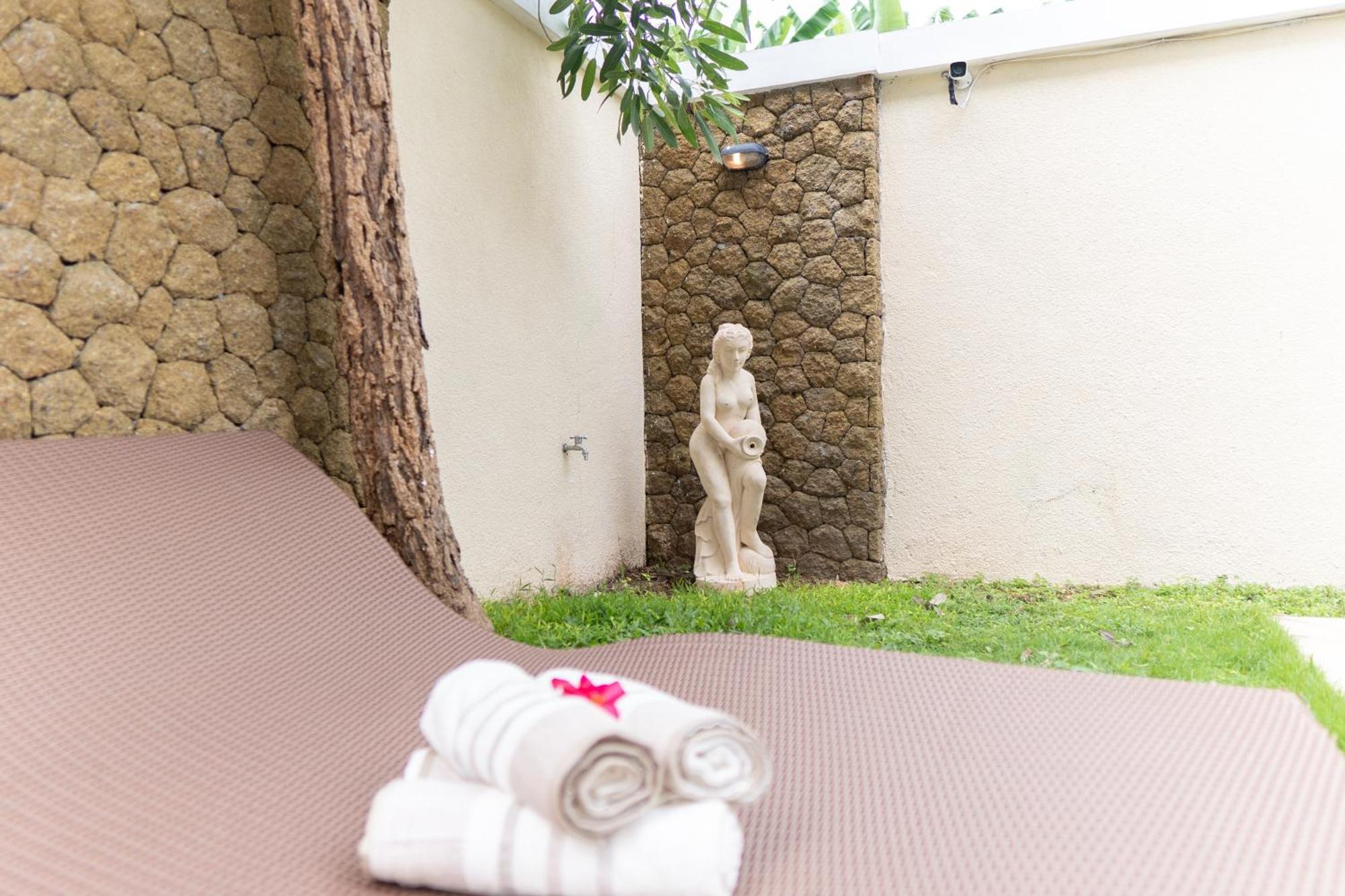 विला 4-bedroom In Pecatu With Pool *